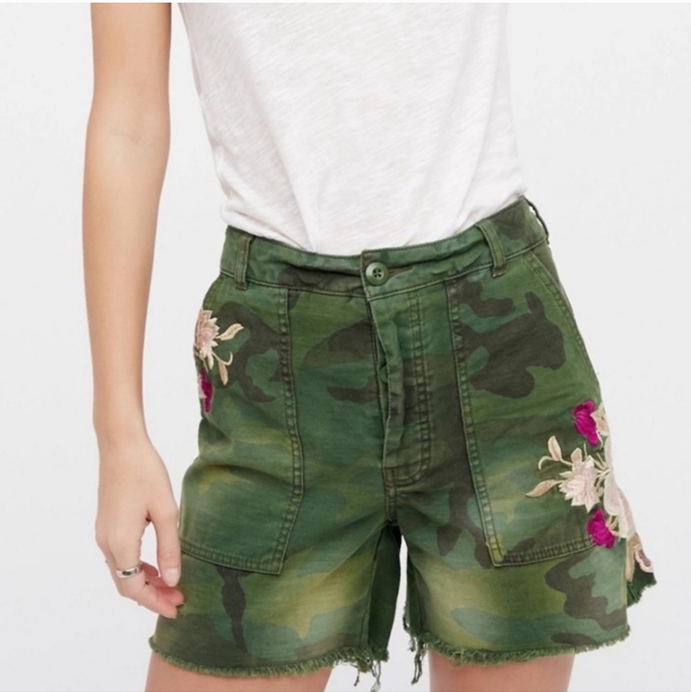 Free People Embroidered Green Camo Flower Scout Shorts - Picture 2 of 8
